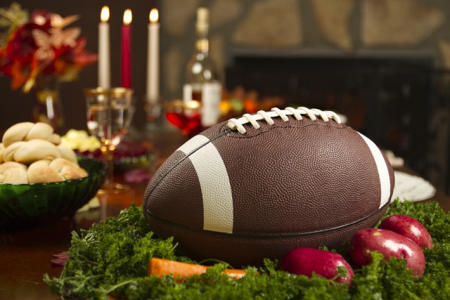 thanksgiving-football-pigskin